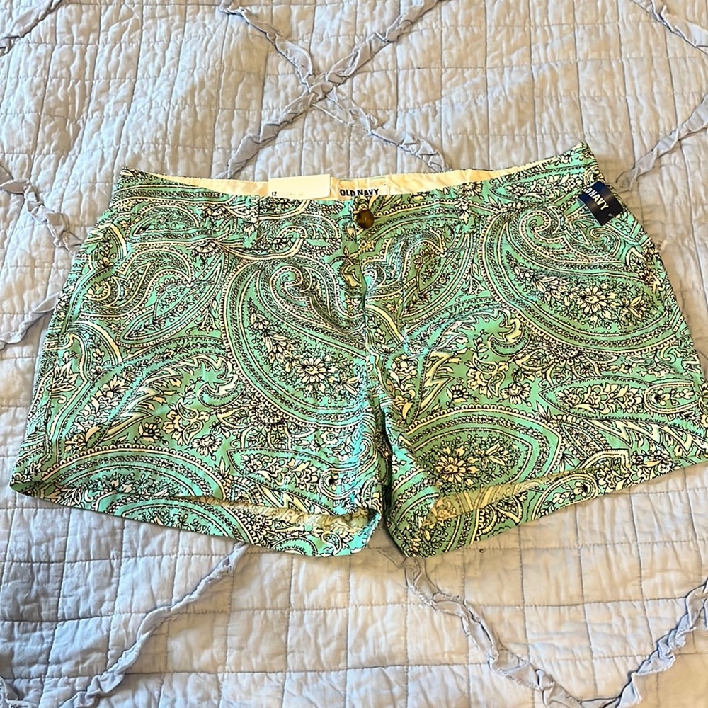 Old Navy Shorts size 12